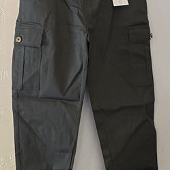 New with Tags Women's High-Waisted Olive Green Cargo Pants - Size Large - For $30 - Firm Price