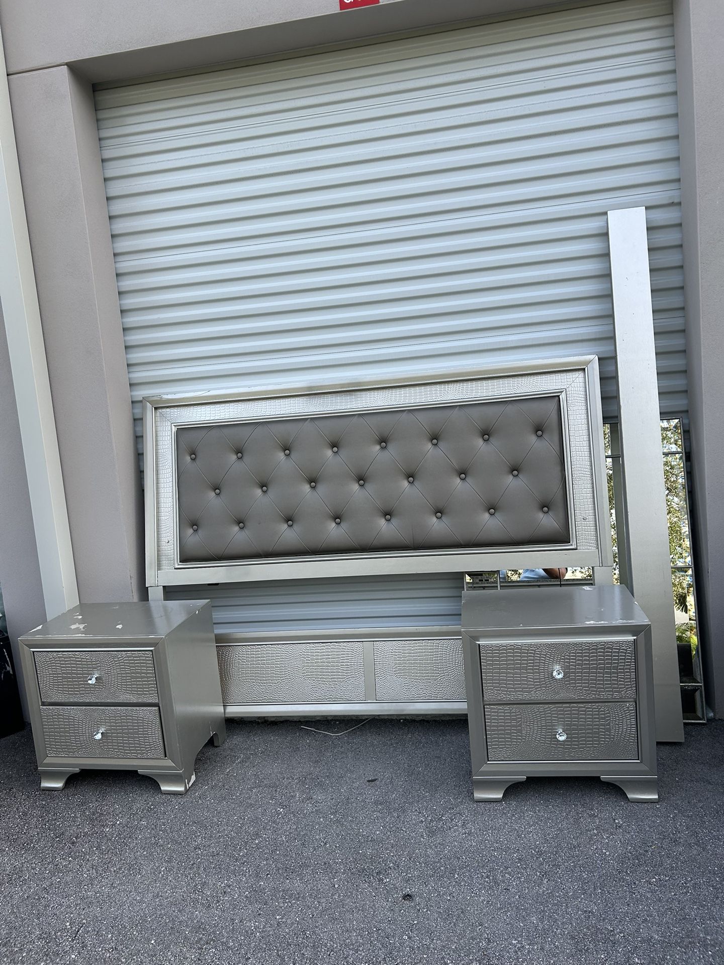 King Bed W/2 Nightstands & Boxspring, Mattress