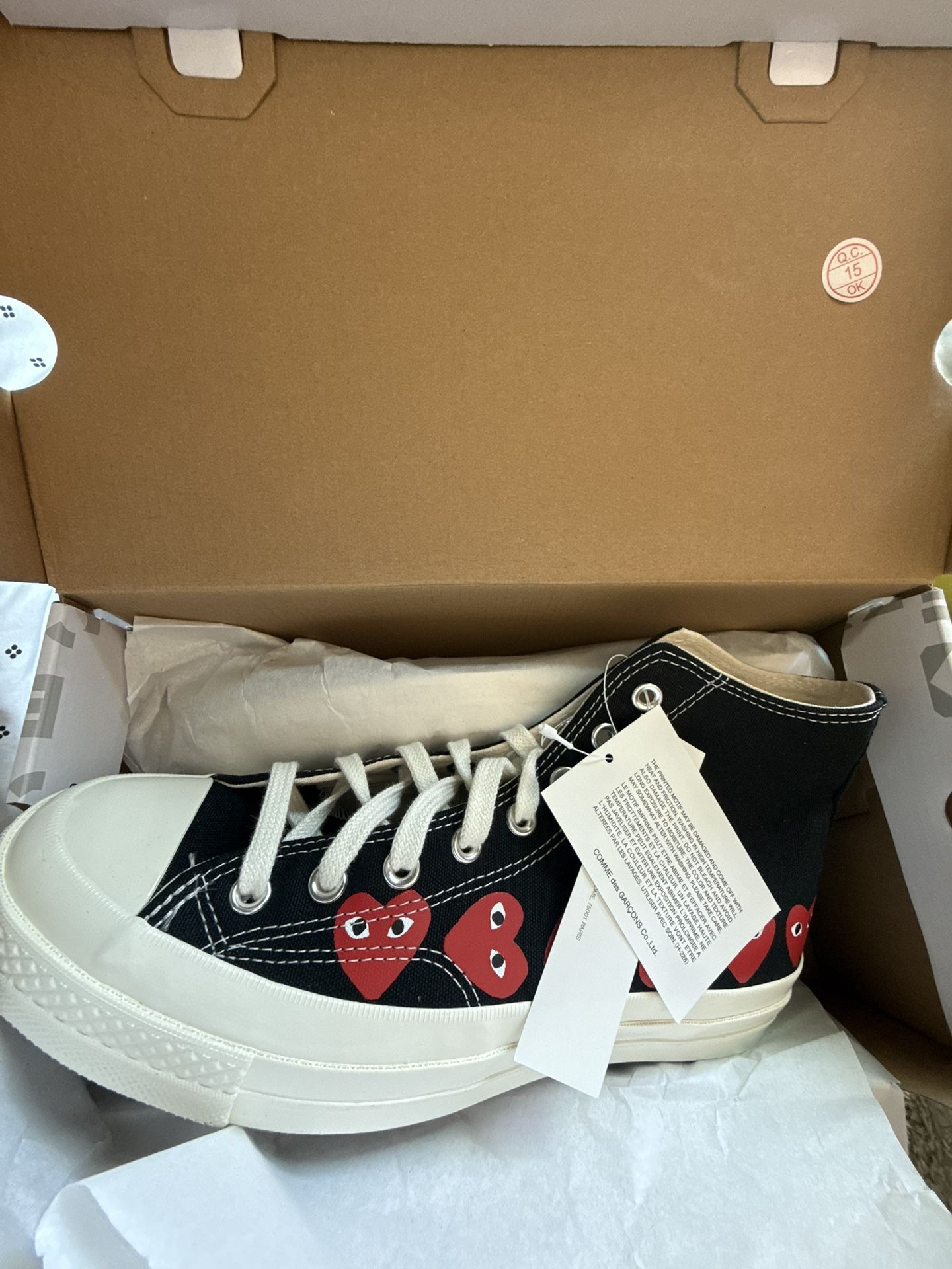 Coverse size 8.5 mens Comme des Garcons Black Heart PLAY