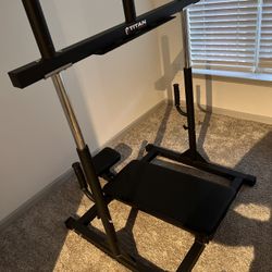 Vertical leg press machine