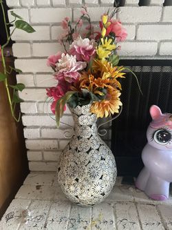 Flower And Vase 