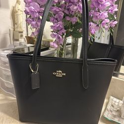 Small City Tote Bag 