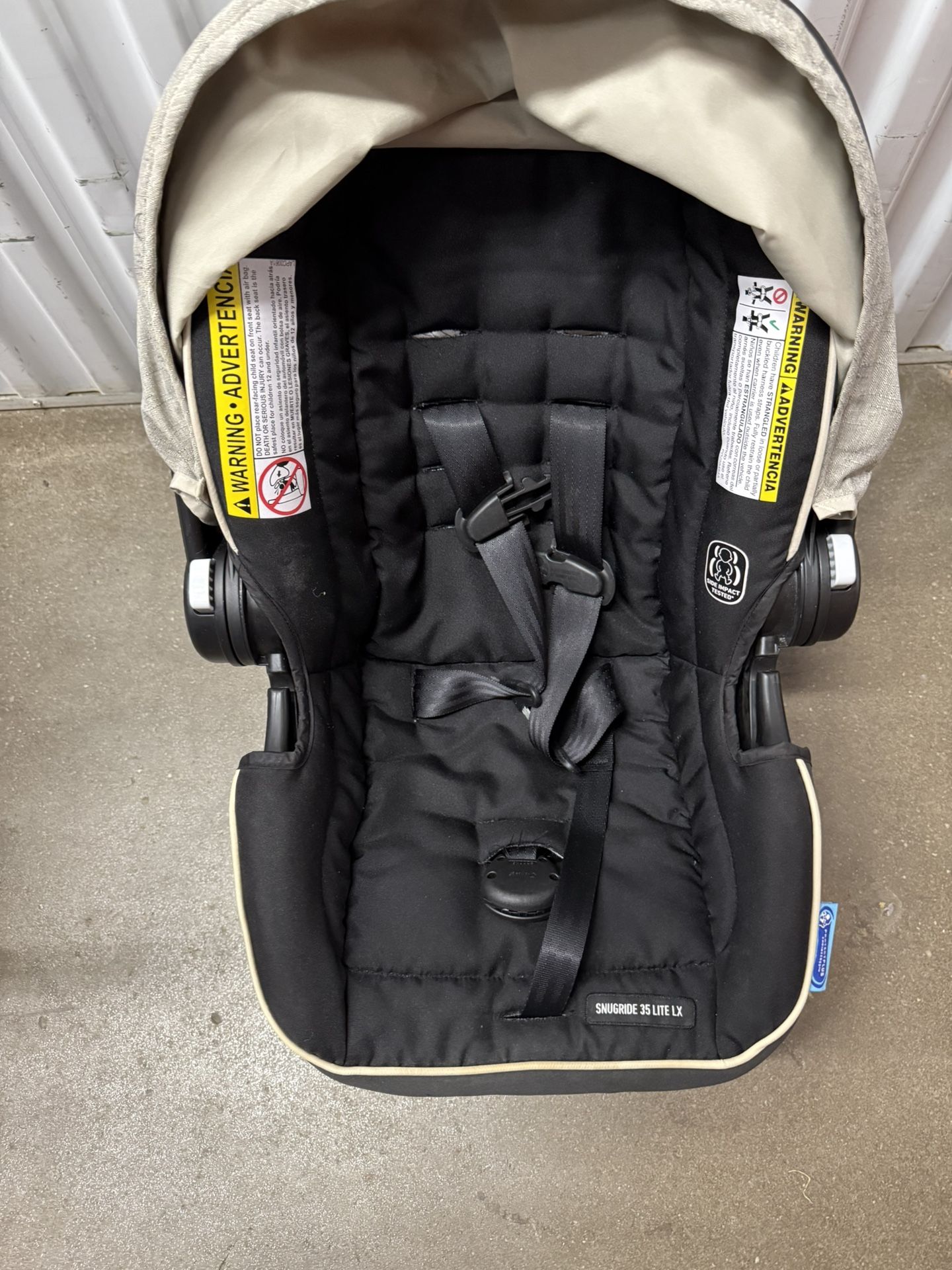 Graco SnugRide 35 Lite LX Car Seat