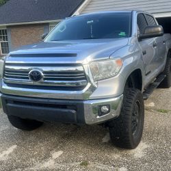 2017 Toyota Tundra