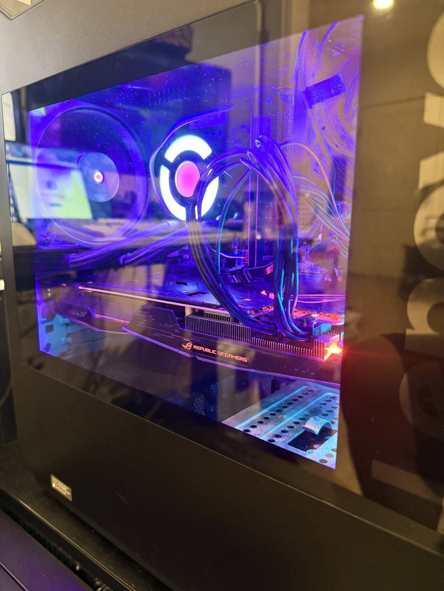 Liquid Water Cool Gaming PC i7 8700k gtx1080 32gb ram 512gb + 1tb