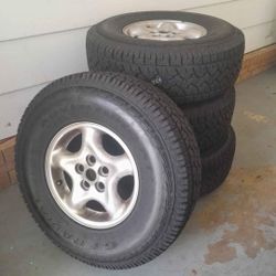 Tire Set 