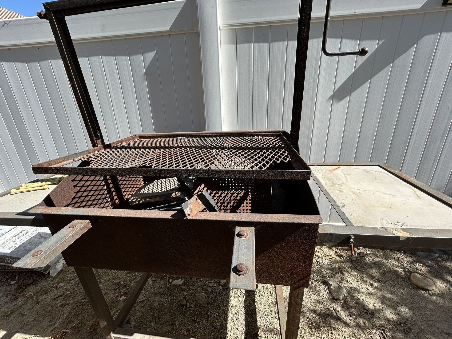 B Bq Old School Grill 