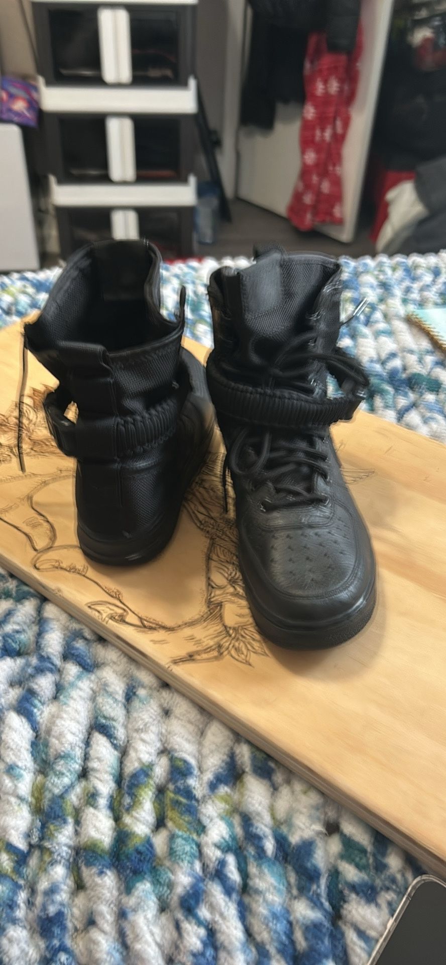 Nike Air Force1 Sf Boots Size 7 Woman’s