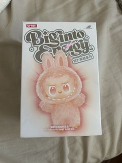 Popmart Labubu Big Into Energy