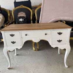 Beautiful Vintage, Vanity Table 