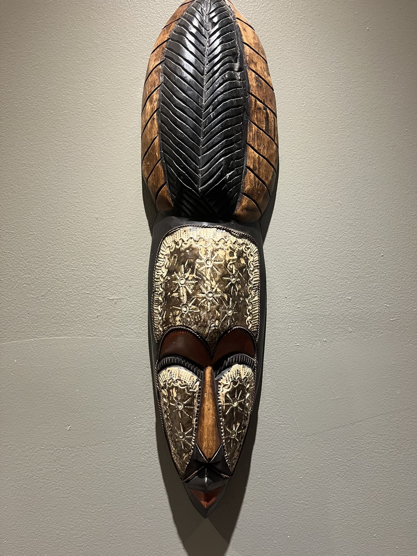 African Antiques. Message With Inquiries