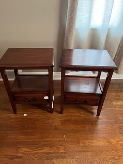 Nightstand set