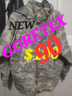 NEW US MILITARY GORE TEX  PARKA CAMP JACKET MEDIUM  REGULAR
