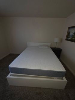 Bed and mattress