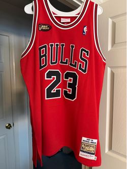 Mitchell and Ness Michael Jordan Chicago Bulls Red 1997-98 Authentic Jersey