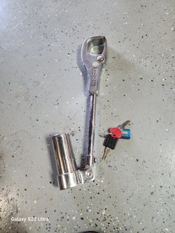 Auto Lock Anti-theft