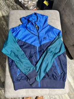 Nike jacket/ size Medium