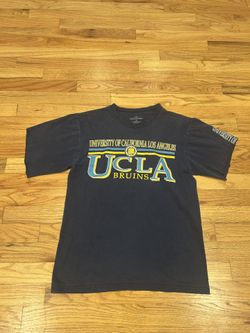 Vintage UCLA Bruins sportswear t-shirt in blue and yellow Size small  