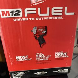 M12 Fuel 12v 3/8 in. impact wrench