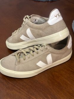 Tenis veja 10.5 $50