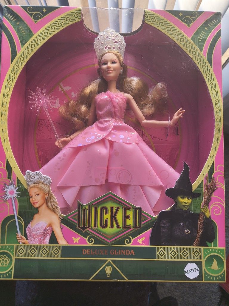 New Wicked Glinda
