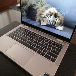 Hp elitebook 830 G7 convertible laptop with Intel core i5 10th generation 32gb ram and 1 tb nvme solid state drive