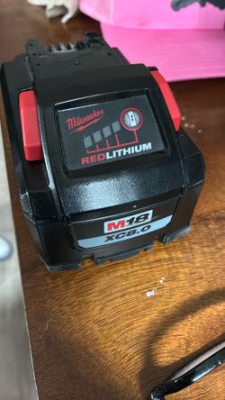Red Lithium Milwaukee M18 Xc8.0