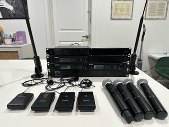 Shure 4-Channel Wireless System Bundle - QLXD4, 3x SLX4, UA844+ Distro, Antennas