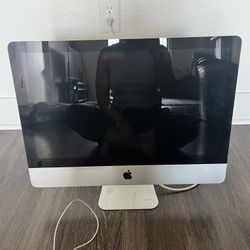 Mac Desktop For Sale & Keyboard  