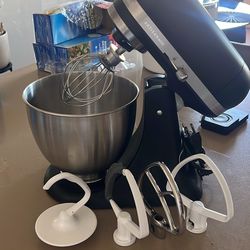 Kitchen Aid - Artisan Mini Matte Black 260$ OBO