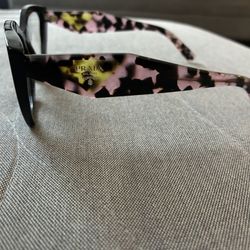 Prada Sunglasses For Women’s 