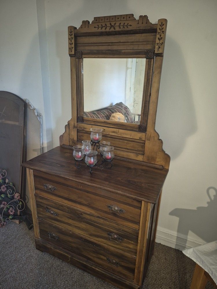 Wood Dresser With Mirror