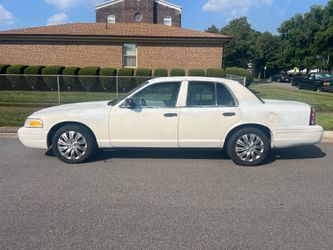 2006 FORD CROWN VICTORIA