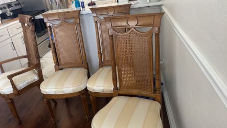 Title: Set of 6 Vintage Thomasville vsCane Back Dining Chairs – Excellent Condition