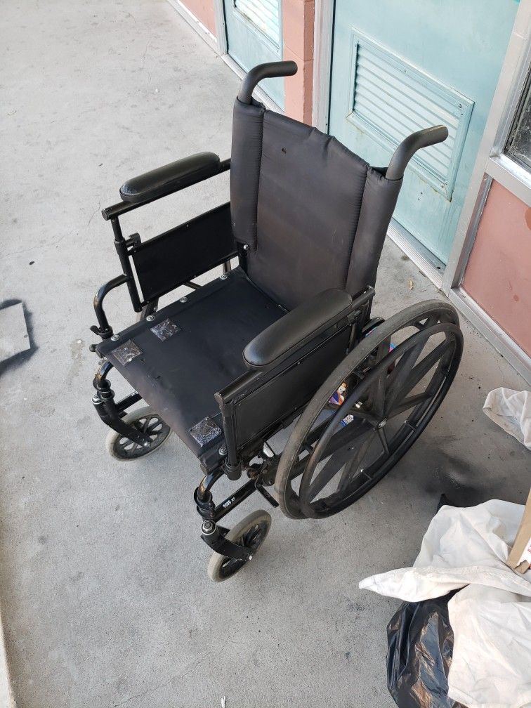 Wheelchair for Sale in Tucson, AZ OfferUp