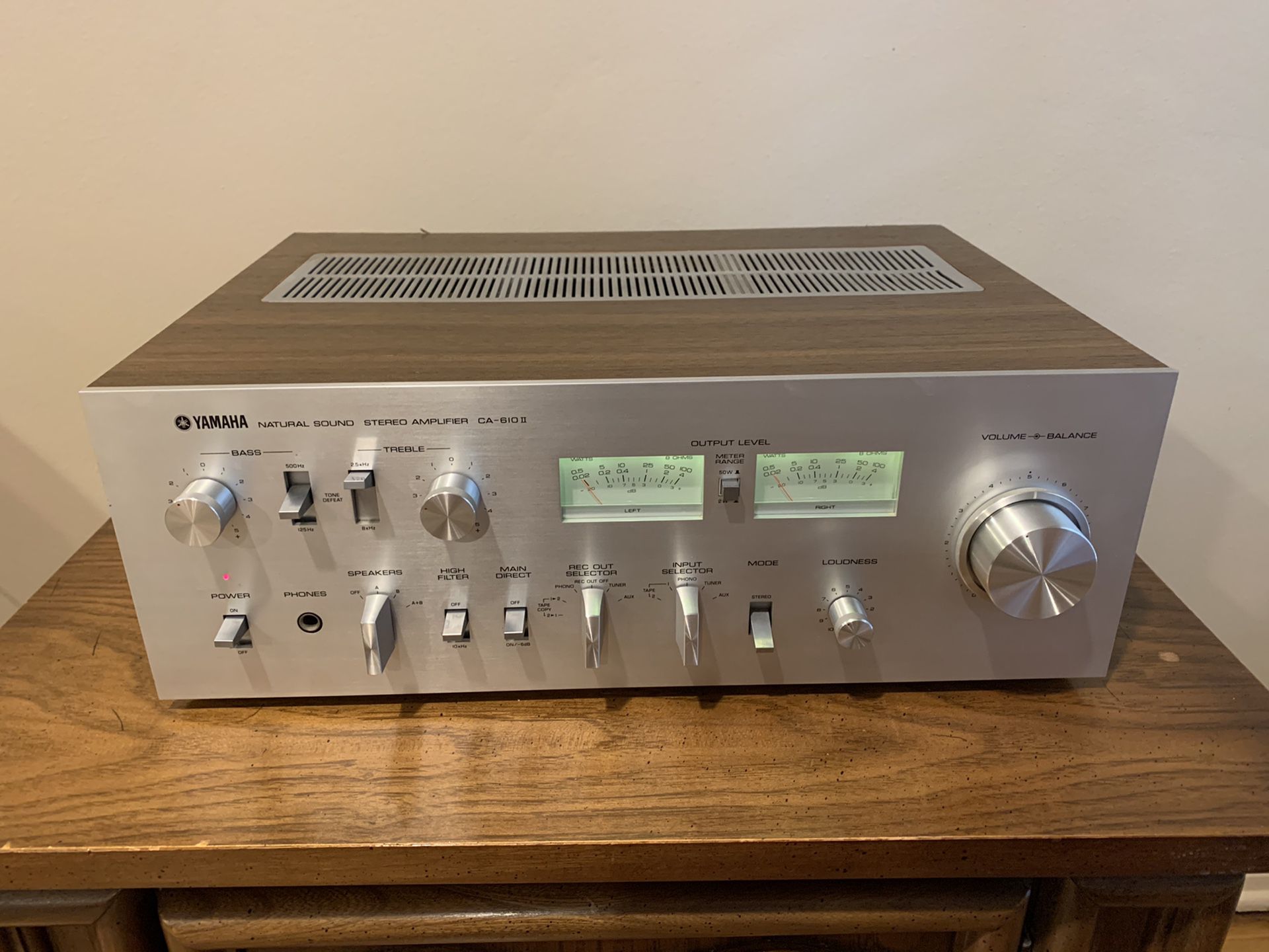 Vintage Yamaha CA-610 II Natural Sound Series Stereo Integrated Amplifier
