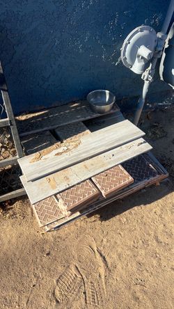 Free tile