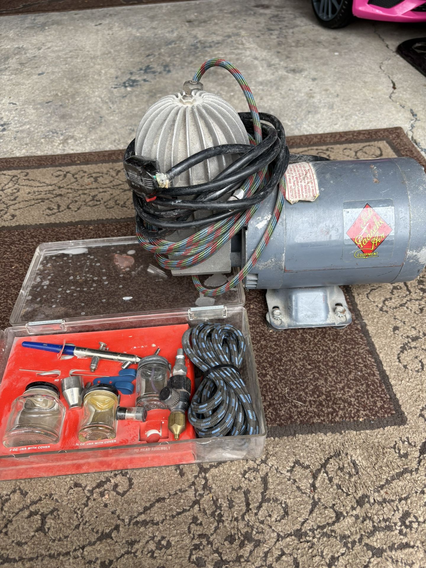 Air Brush And Compressor