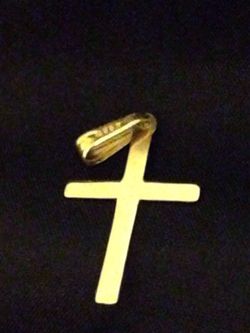 10k solid gold cross pendant HIGTH 1" width 1/2" grams 0.5