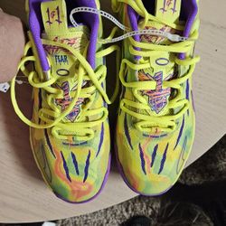 Puma Lamelo MB.03 Spark Basketball Shoes