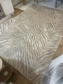 Rug 6’x9’