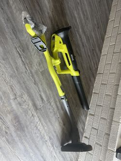 RYOBI Cordless Trimmer And Blower