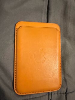 Apple MagSafe Wallet card holder
