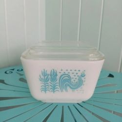 3 Vintage PYREX 501 Amish Butterprint Refrigerator Dish with Lid