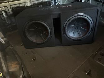 Subwoofer kickers comp R dual 12’s