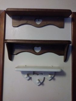 Super cute heart wooden shelves