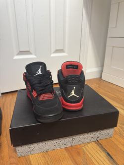 Red Thunder Jordan 4s 7.5