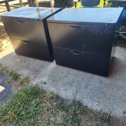 Two Drawer Latral Filing Cabinets With Keys