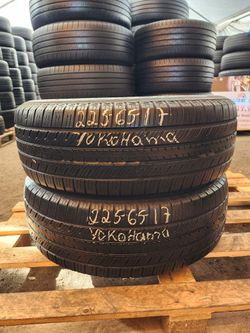 225 65R 17 YOKOHAMA AVID ASCEND TIRES 2256517 USED TIRES (PAIR) MOUNT BALANCE INCLUDED