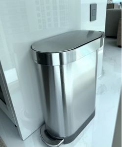 simplehuman 45L Slim Stainless Steel Step Trash Can – 12 Gallon